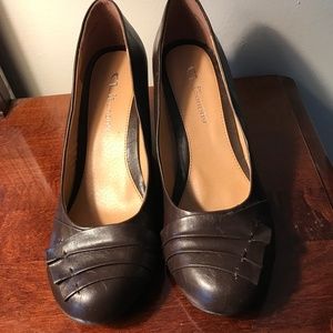 CL Laundry Brown Pump with wedge heel  Size 9